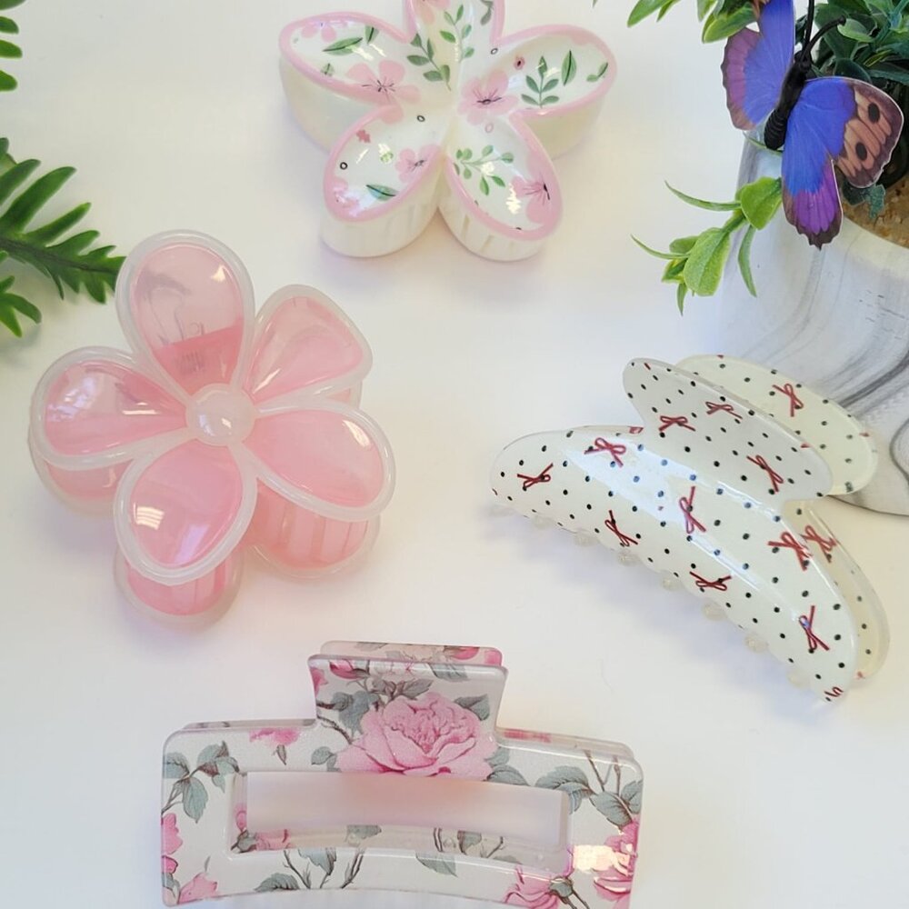 ✨Bundle 4 PCS | Assorted Hair Clips Flower Claw Clips Hair Accessories✨
